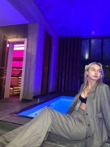 Миниатюра Индивидуалка Асти Советский Фотография 